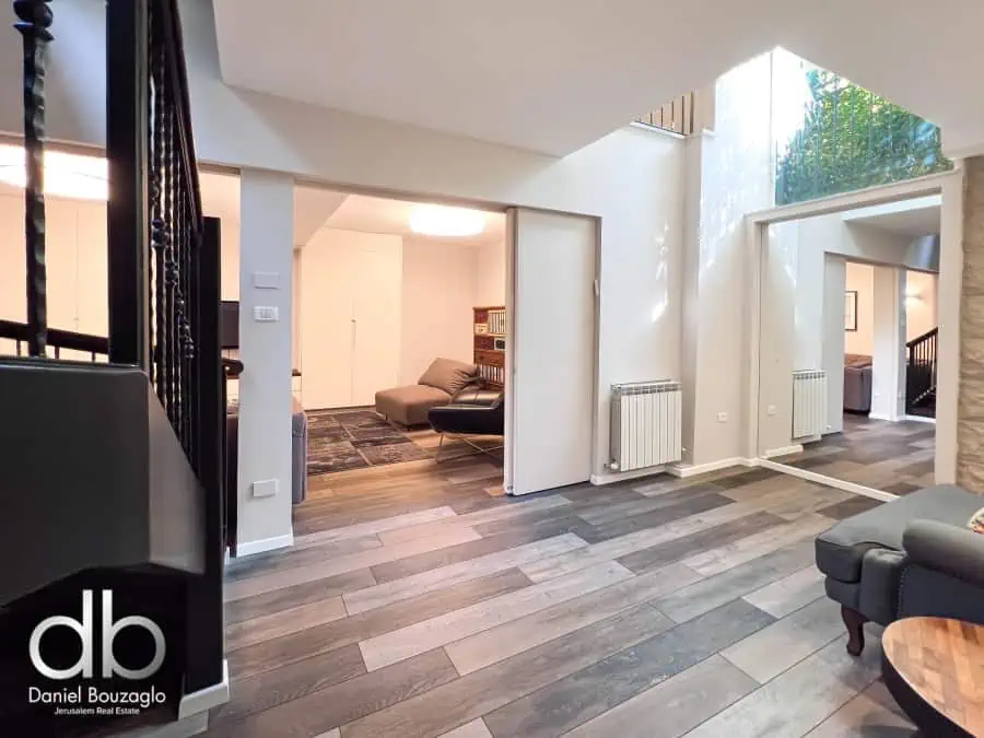Dor Ve DOrshav town house for rent GermanCOlony