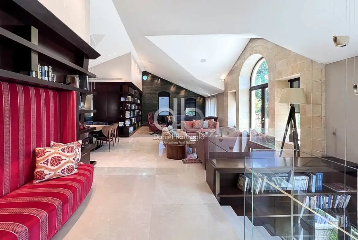 Luxury.Duplex.Penthouse.German Colony