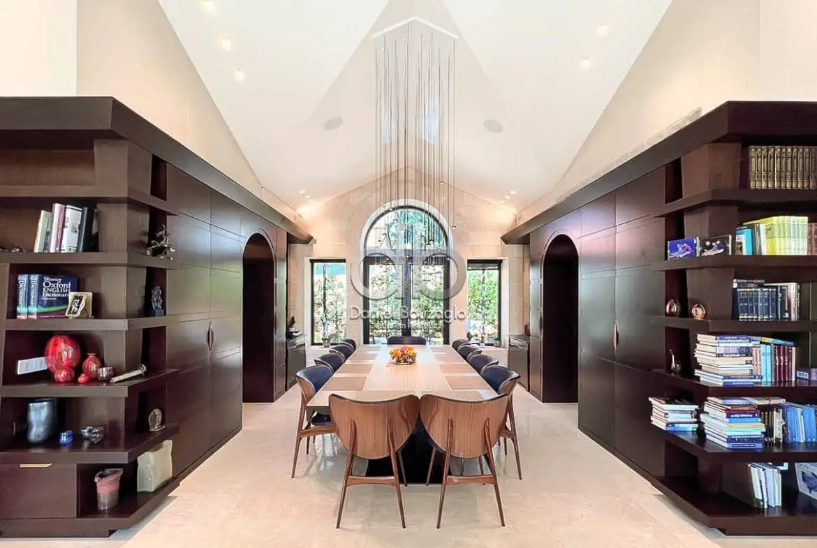 Luxury.Duplex.Penthouse.German Colony