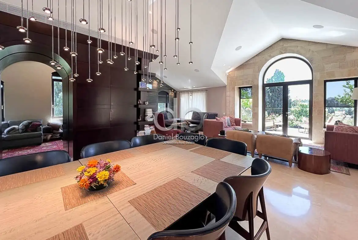 Luxury.Duplex.Penthouse.German Colony