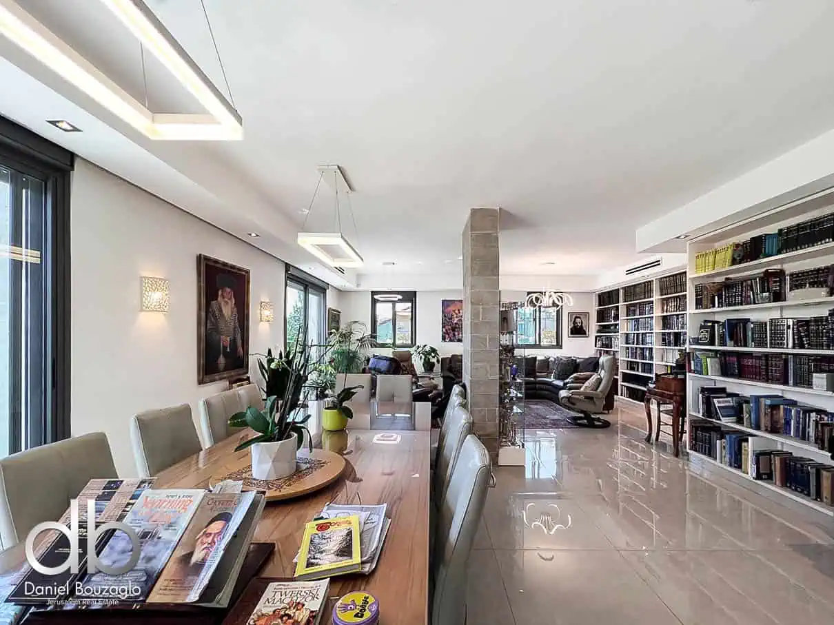 210.Penthouse.for.sale.In.Old