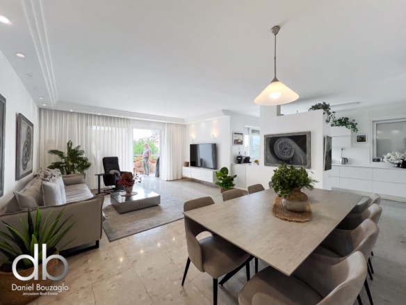Beith Haarave street Arnon, Cottage for sale