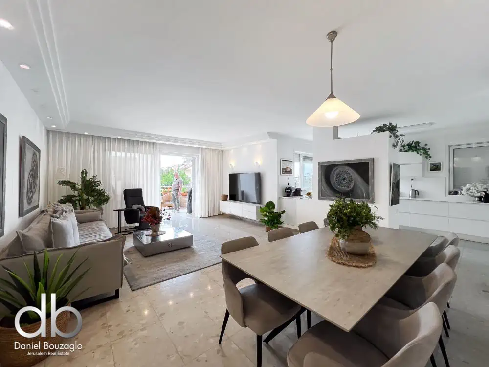 Beith Haarave street Arnon, Cottage for sale