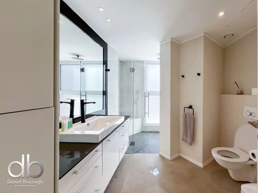 Jerusalem City Center Penthouse (14) Jerusalem City Center Penthouse