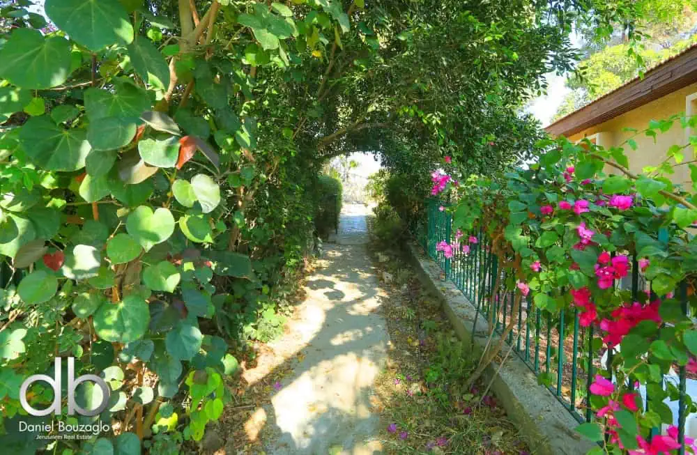 Kfar Adomim villa for sale