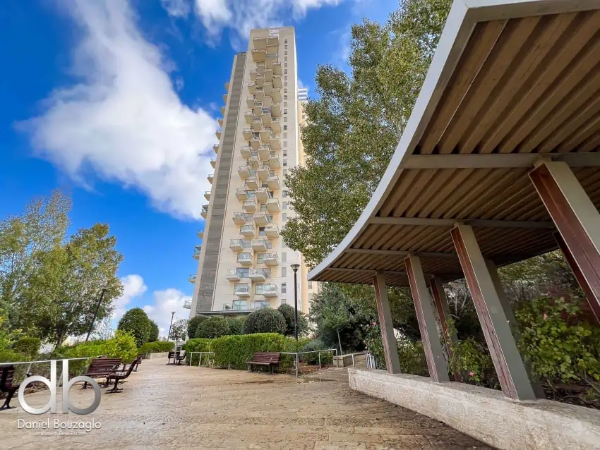 Holyland tower 3br resale Jerusalem 20