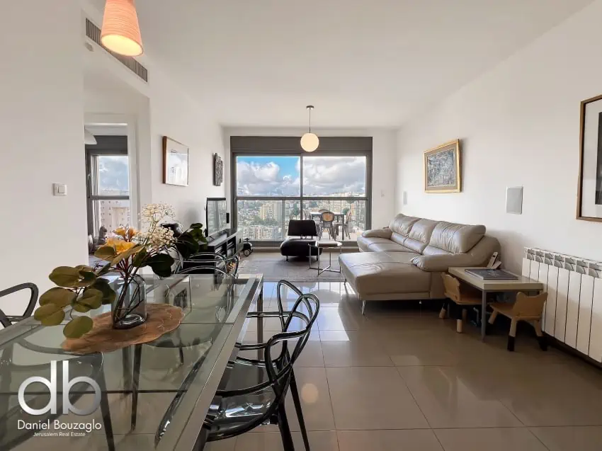 Holyland tower 3br resale Jerusalem 20