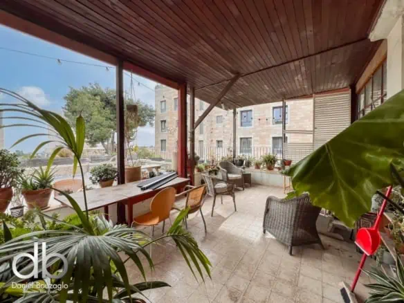 Mane street Roof apartment in Talbiyeh for sale