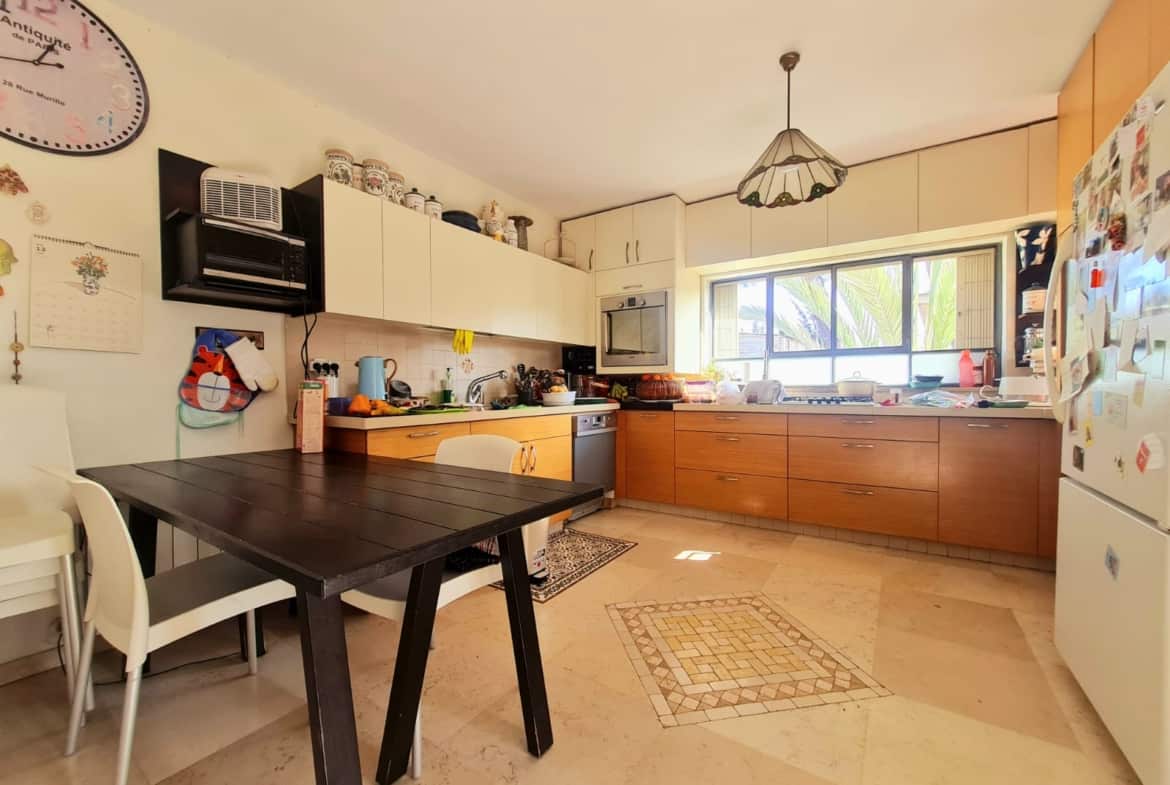 4br for sale Hatzfira street Jerusalem 2