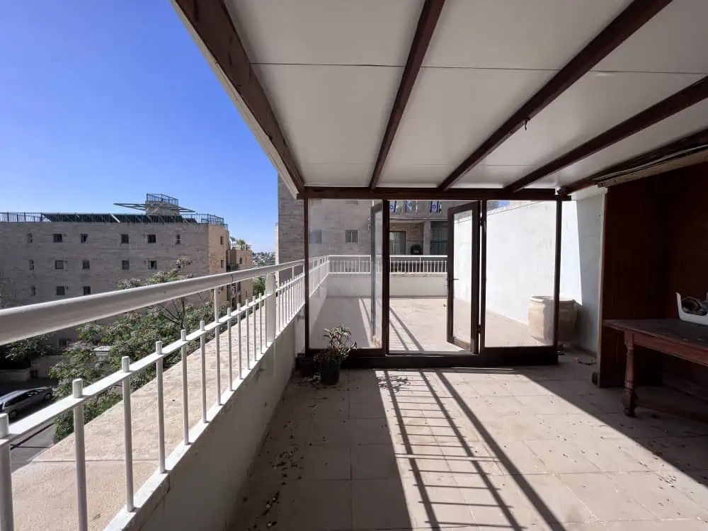 Primo levi street Arnon mini penthouse