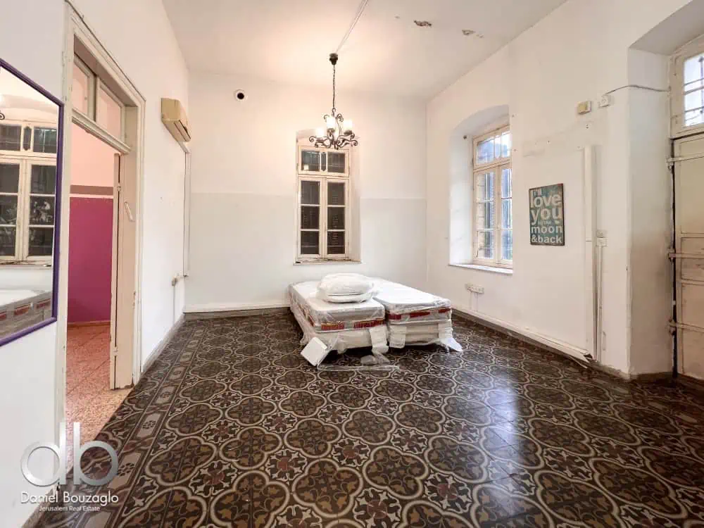 Rachel Emenu st Garden apt for sale