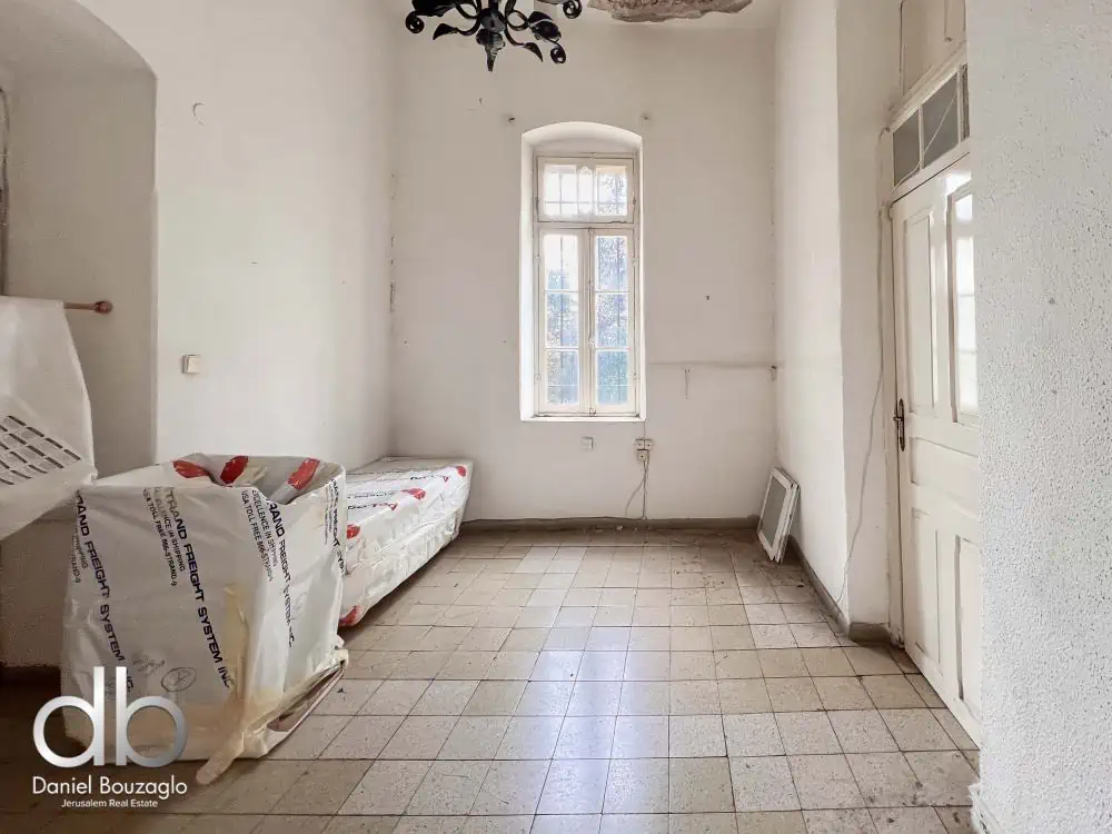 Rachel Emenu st Garden apt for sale