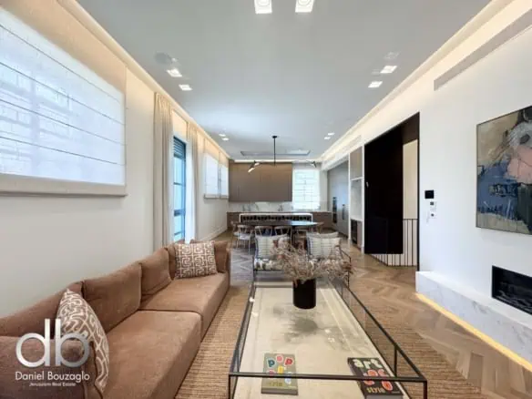 Baka Luxury 300 sqm garden apartment for sale