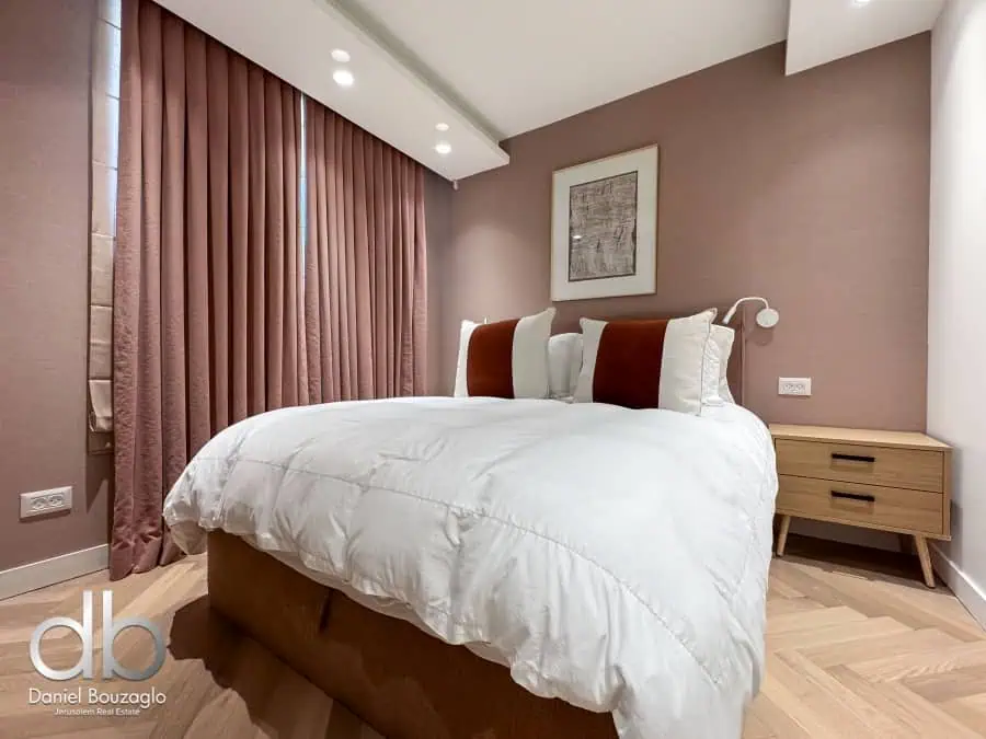 Baka Luxury 300 sqm garden apartment for sale