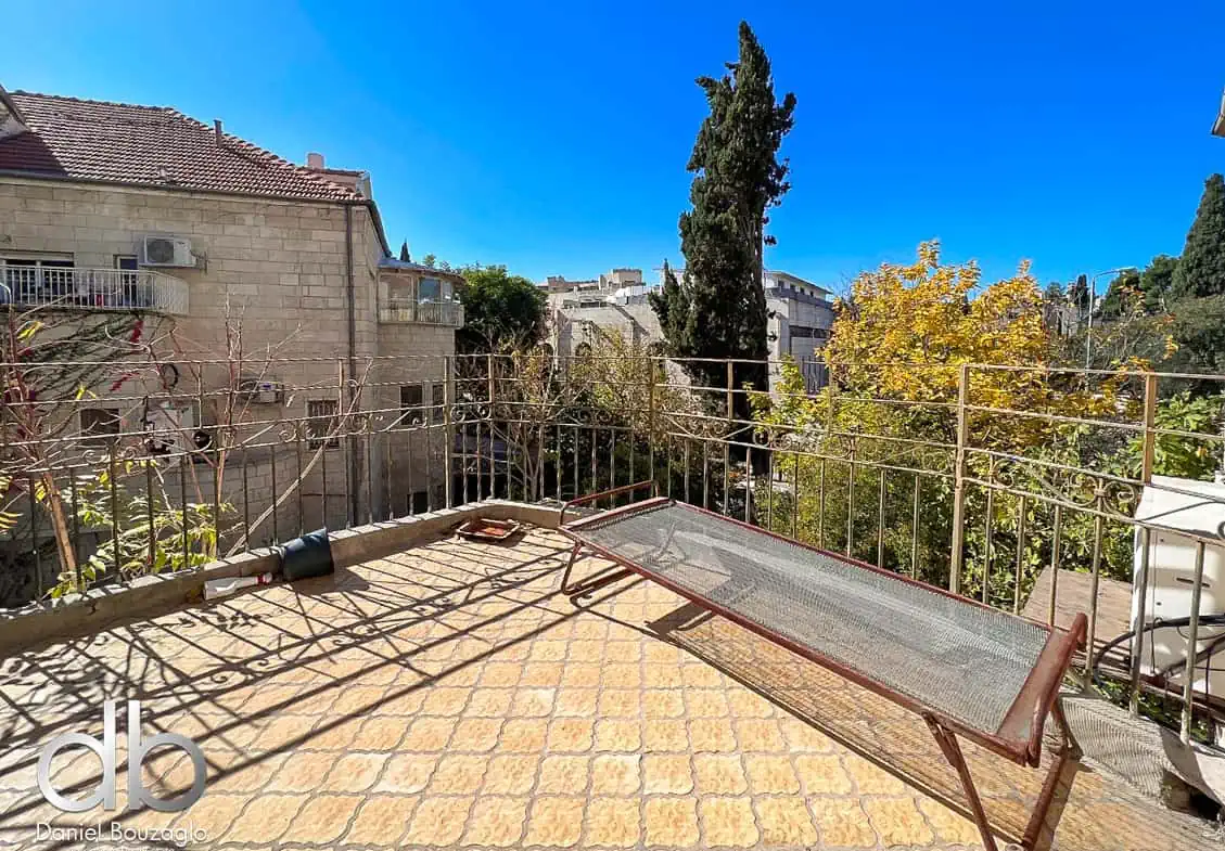 Rachel Imenu Arab House with building rights