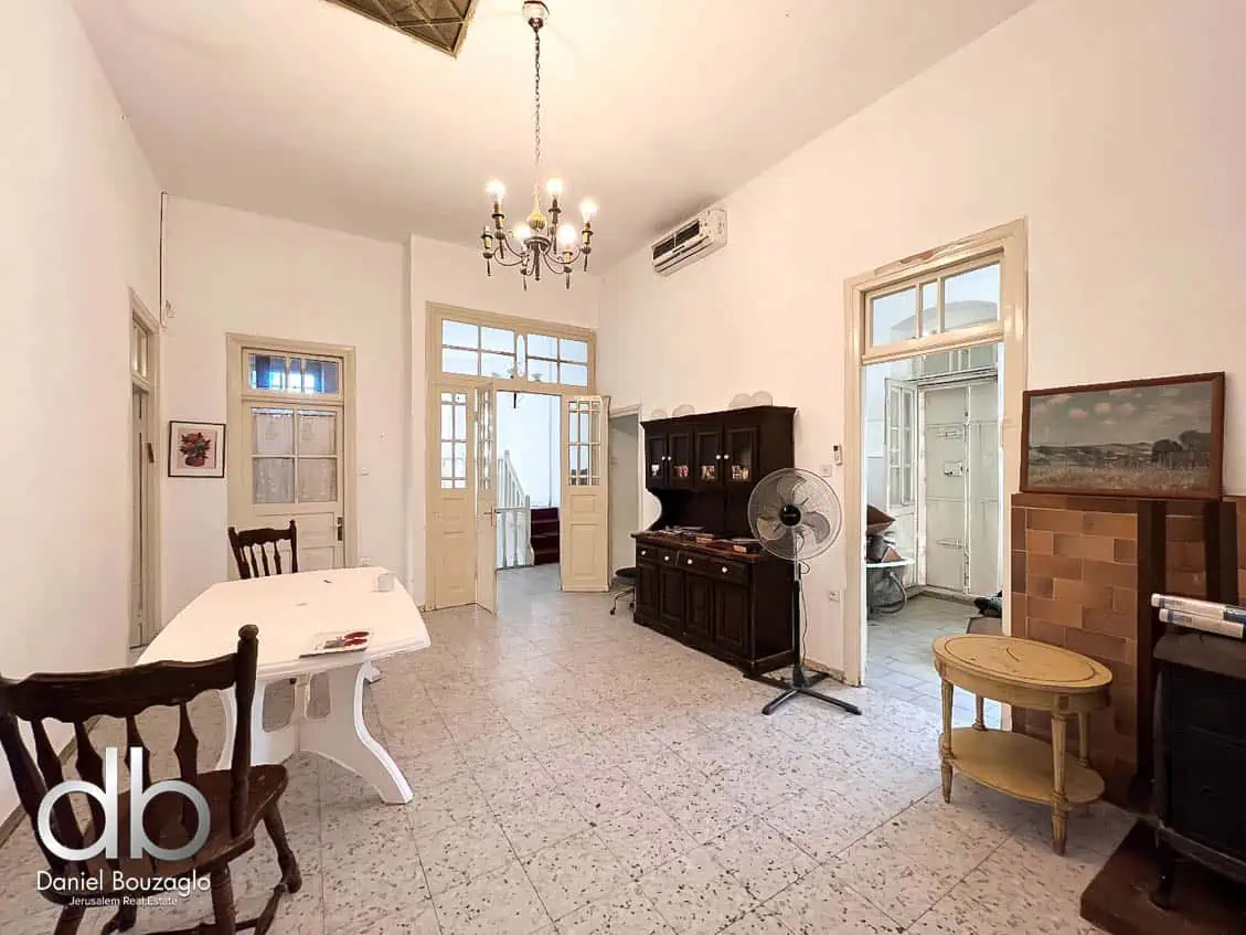 Rachel Imenu Arab House with building rights