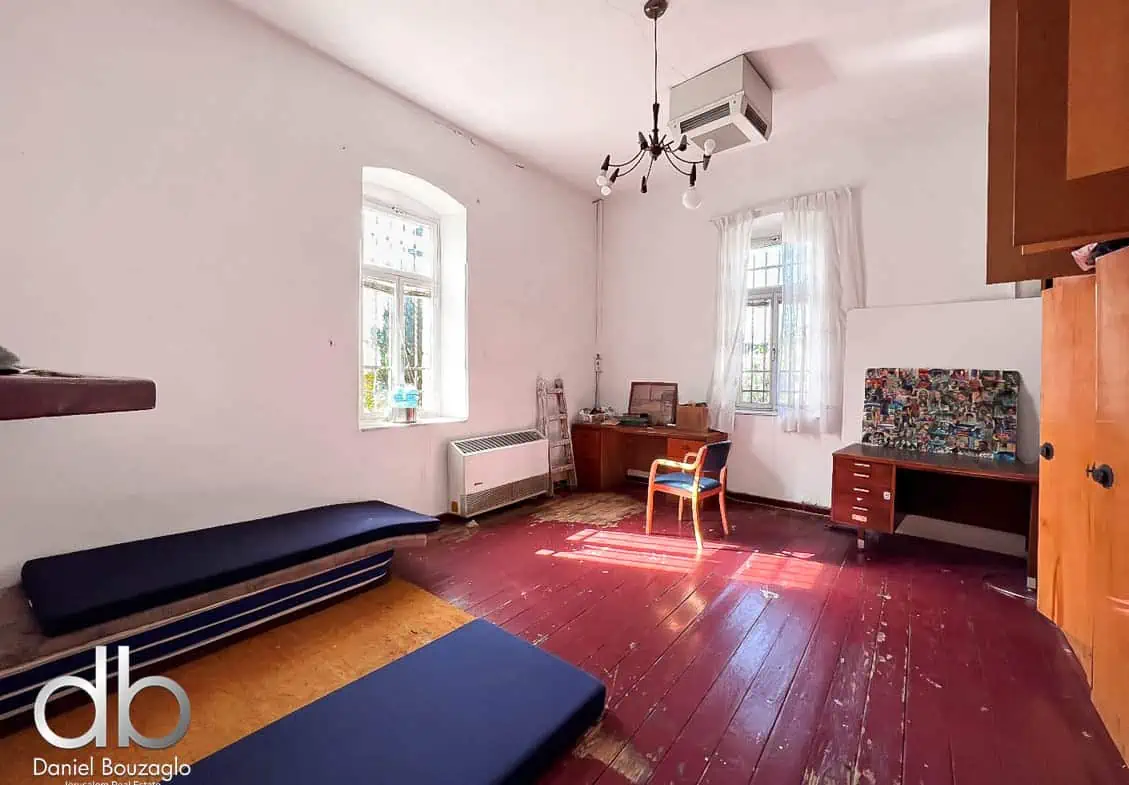 Rachel Imenu Arab House with building rights