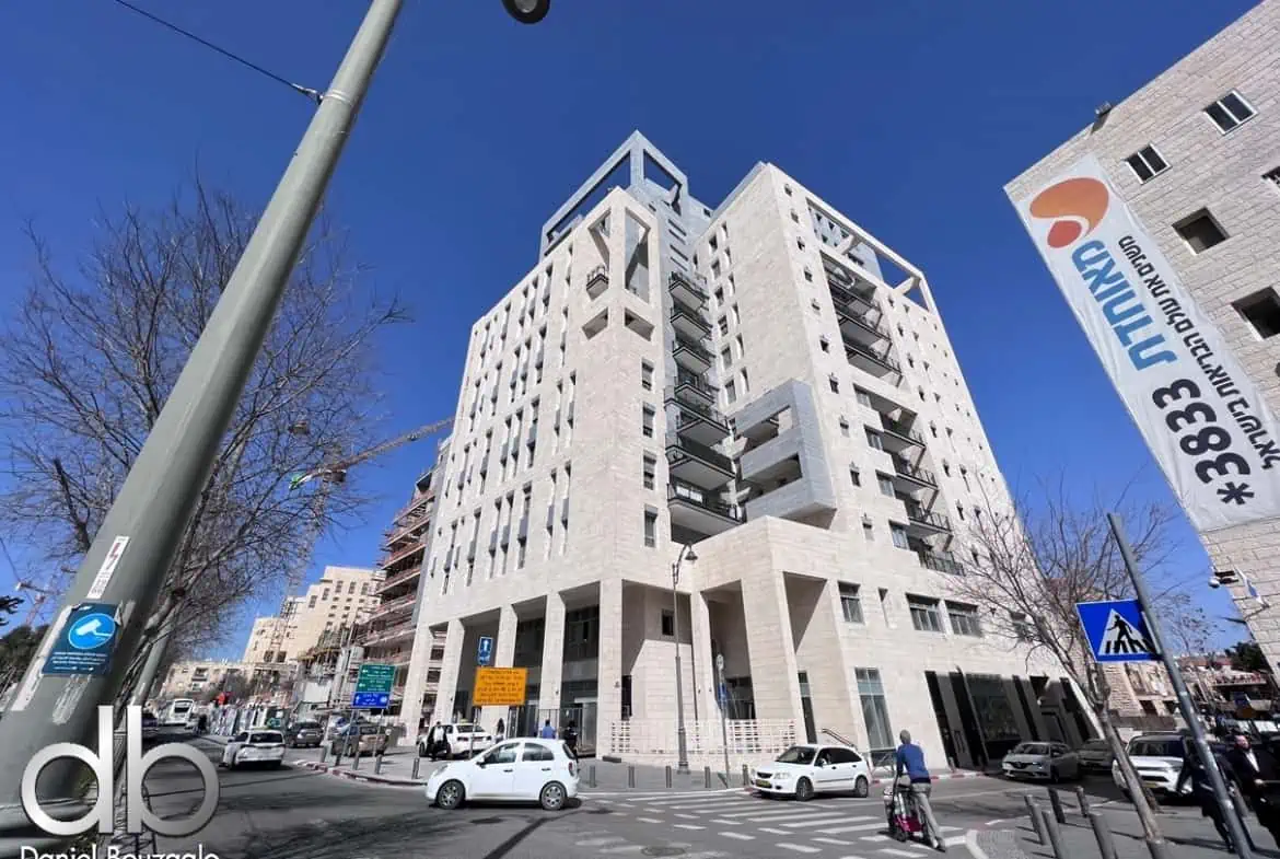 Shalem tower 3br apartment