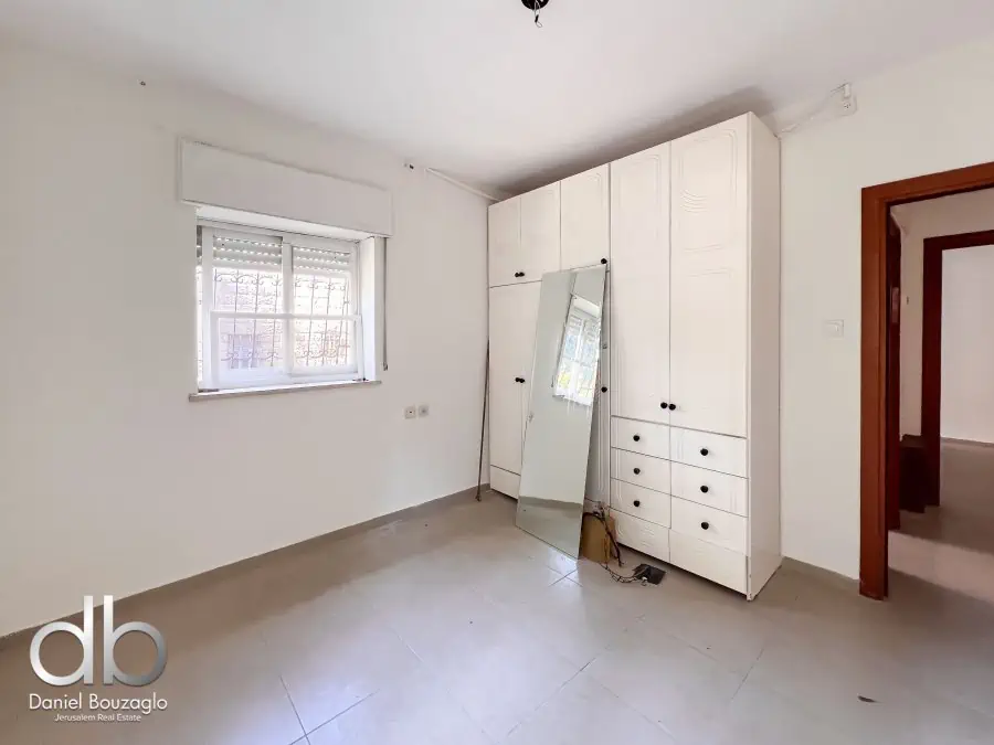 Cottage for sale in Baka Jerusalem