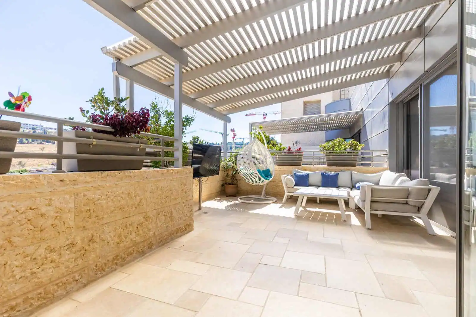 Penthouse for sale on Gershon Avner street