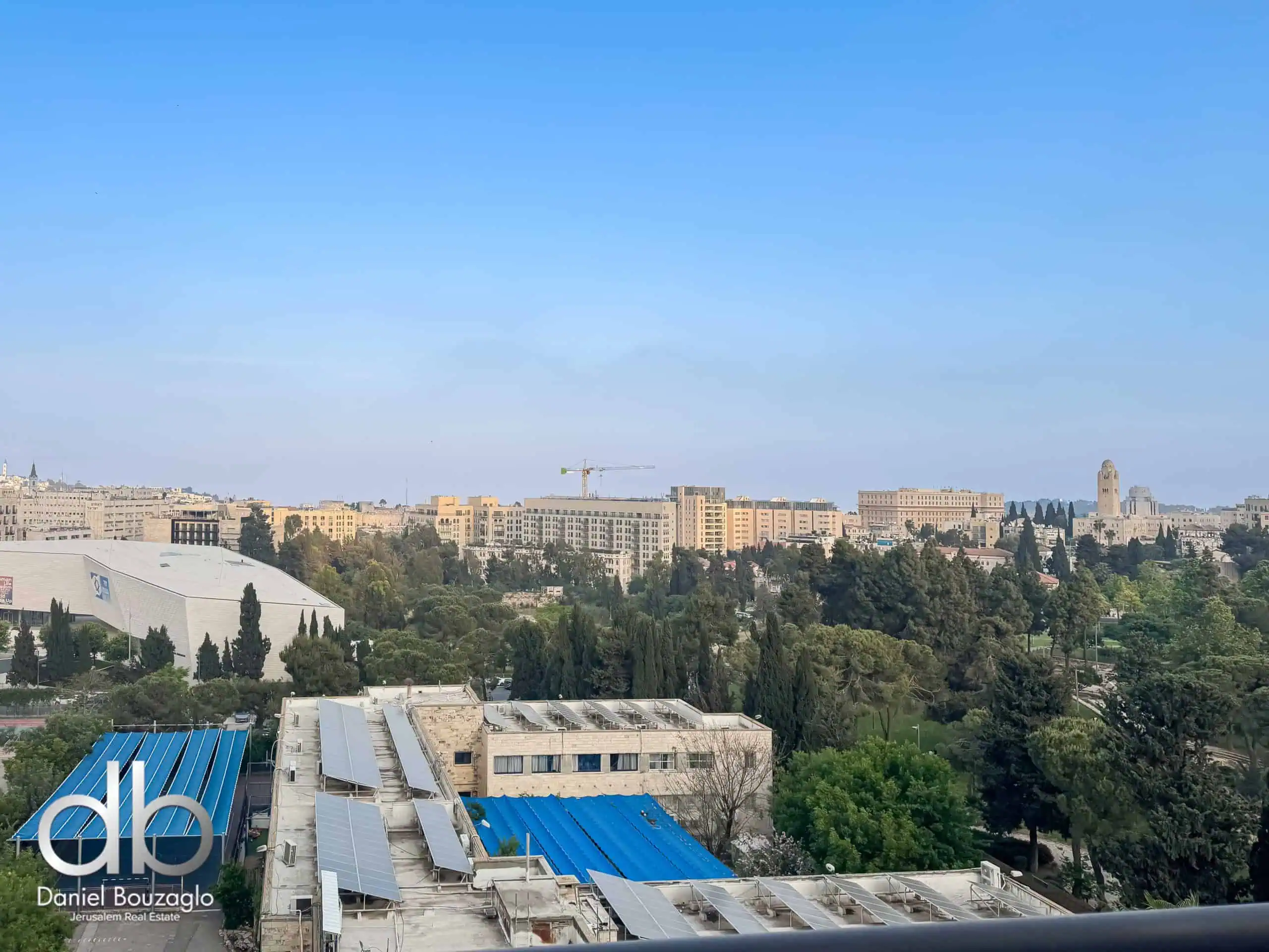 Penthouse in Rabbi Akiva city center Jerusalem
