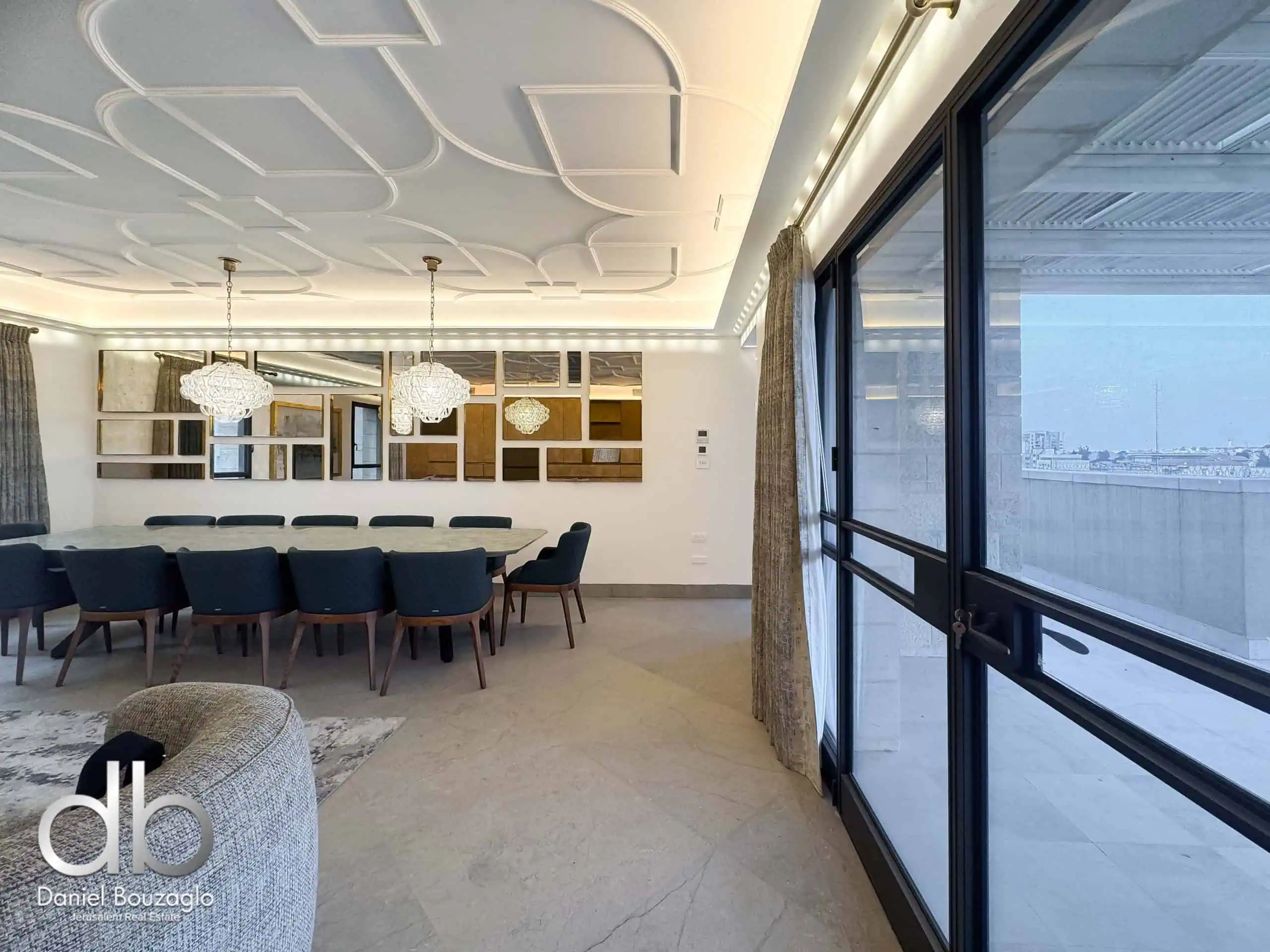 Penthouse in Rabbi Akiva city center Jerusalem