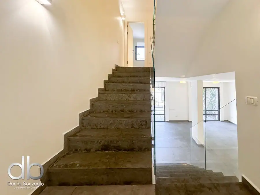 Lloyed George St Rental German Colony 14 Lloyed George St Rental German Colony