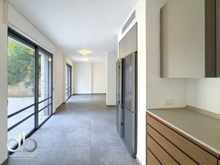 Lloyed George St Rental German Colony 18 Lloyed George St Rental German Colony