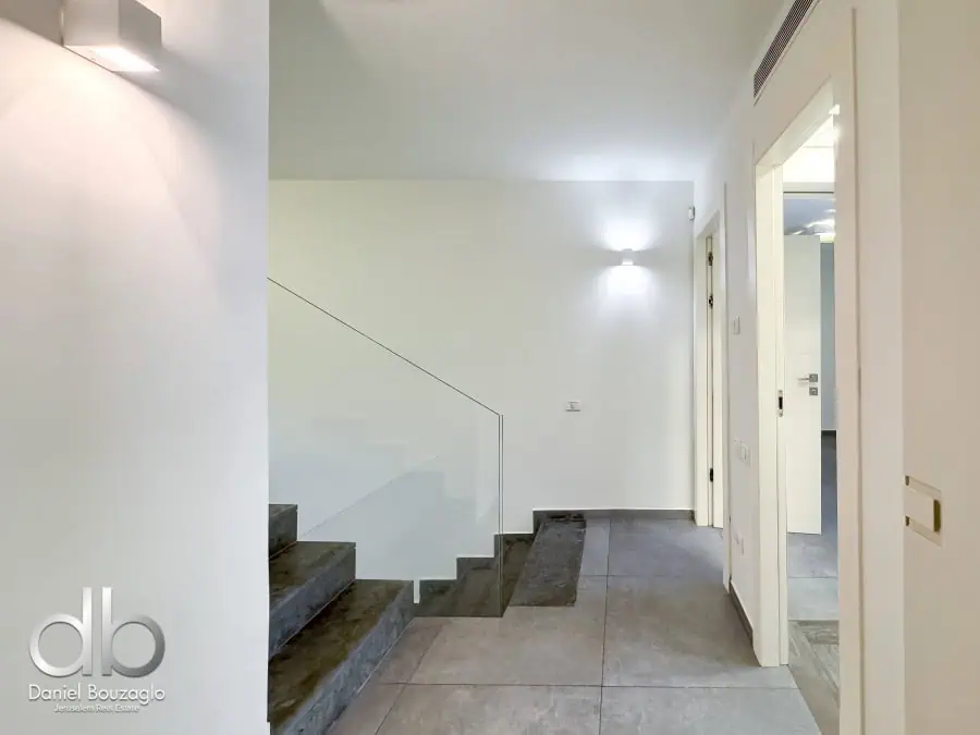 Lloyed George St Rental German Colony 9 Lloyed George St Rental German Colony