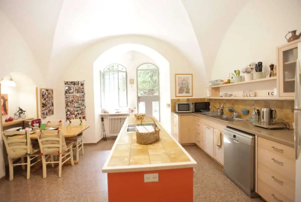 TUra street Yemin Moshe house for sale