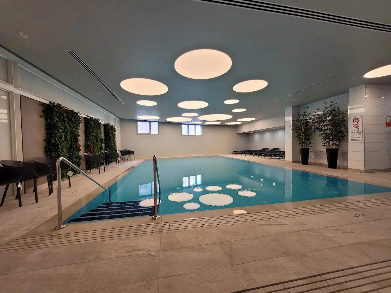 Shalem Tower Swimming pool