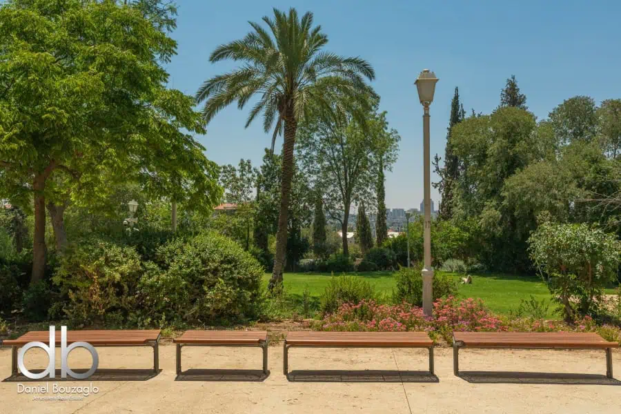 401 sqm apartment in Talbieh