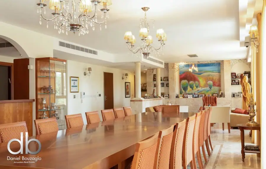 401 sqm apartment in Talbieh
