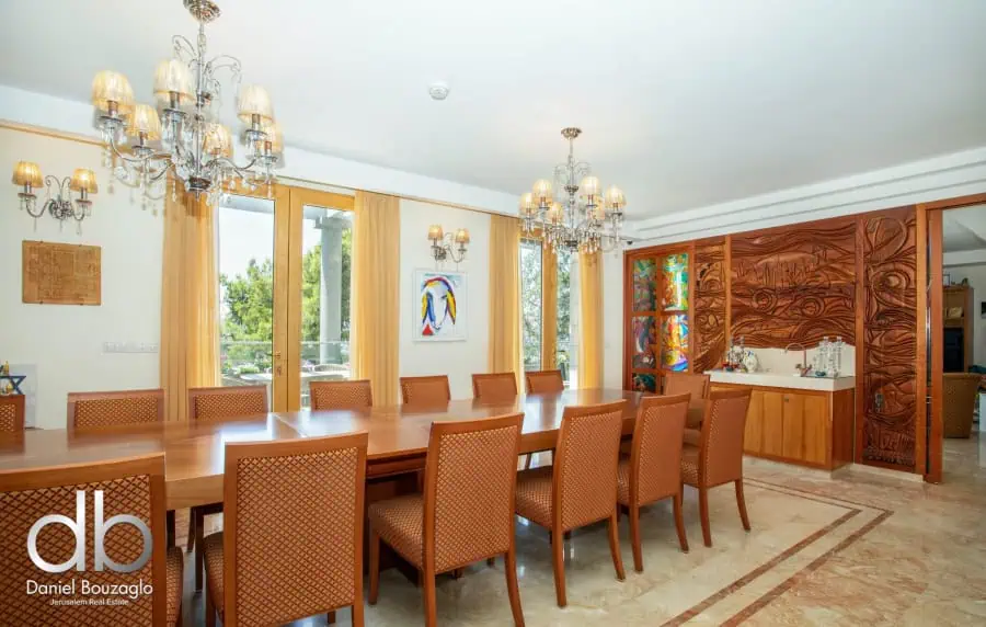 401 sqm apartment in Talbieh