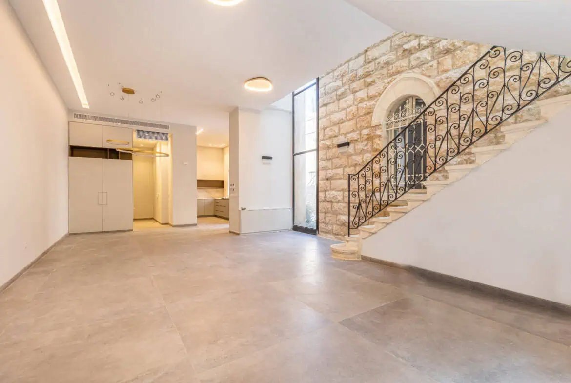 Harakevet Rd garden apt for sale Jeruslaem 1