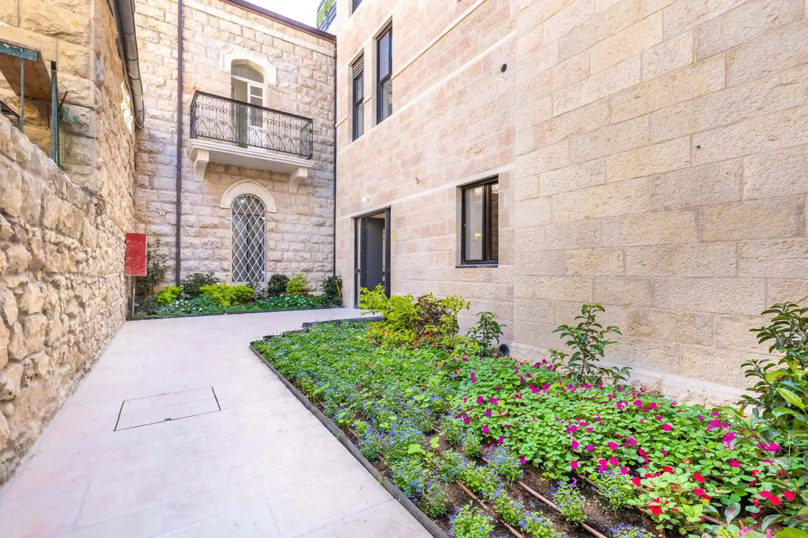 Harakevet Rd garden apt for sale Jeruslaem 10