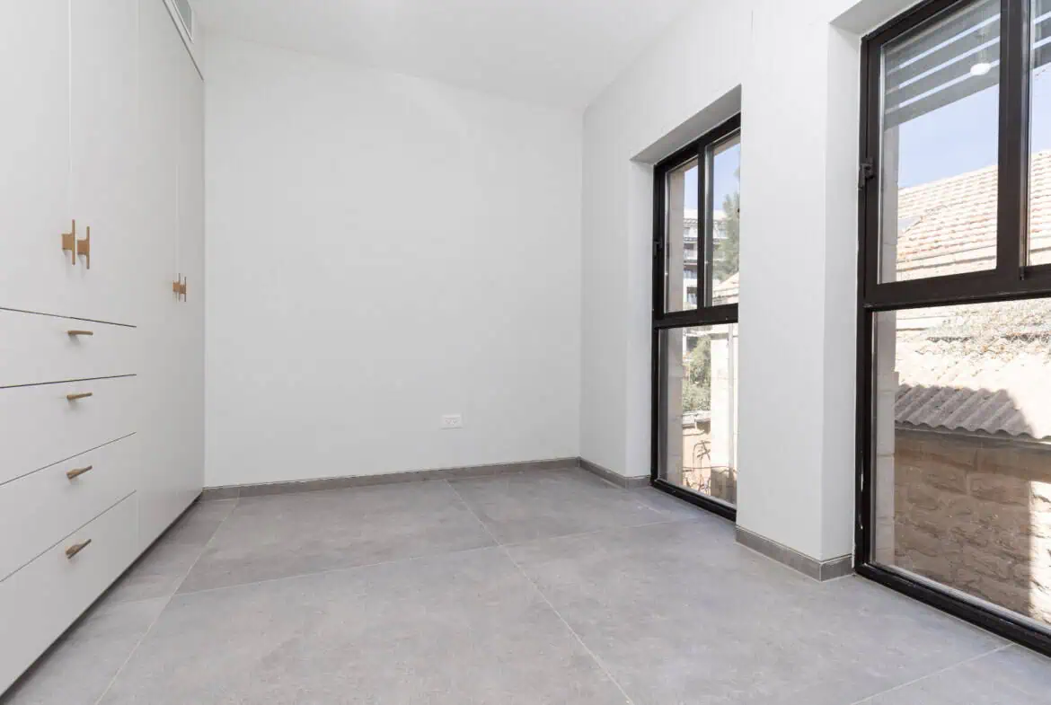 Harakevet Rd garden apt for sale Jeruslaem 6