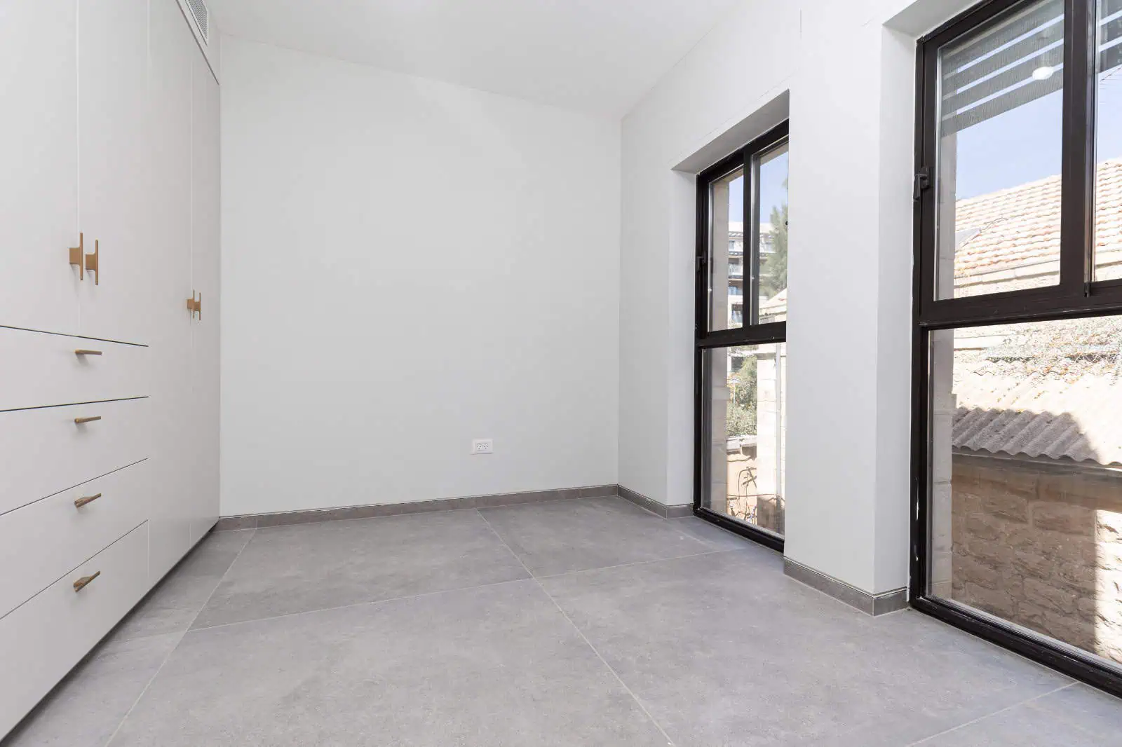 Harakevet Rd garden apt for sale Jeruslaem 6