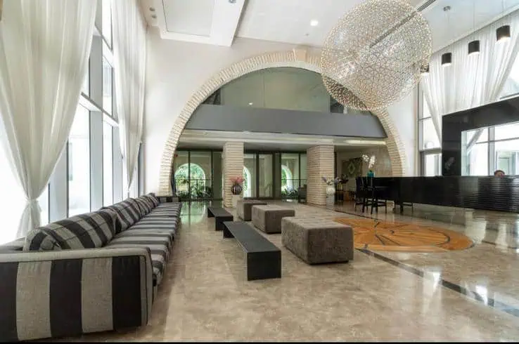 Harav Kook – 4 bedrooms for long term rental