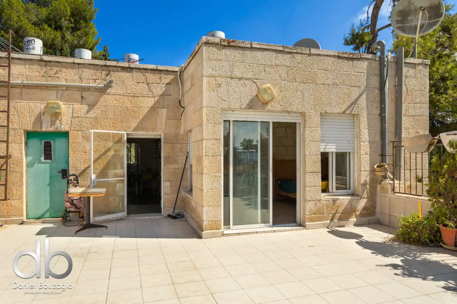 Hagdud Haivri roof apartment for sale