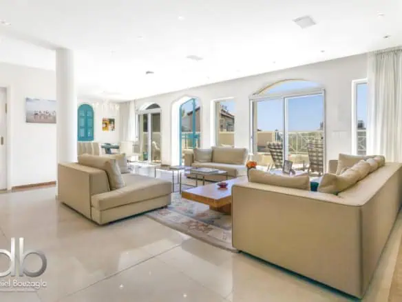 Hamaztor street - Old Katamon penthouse
