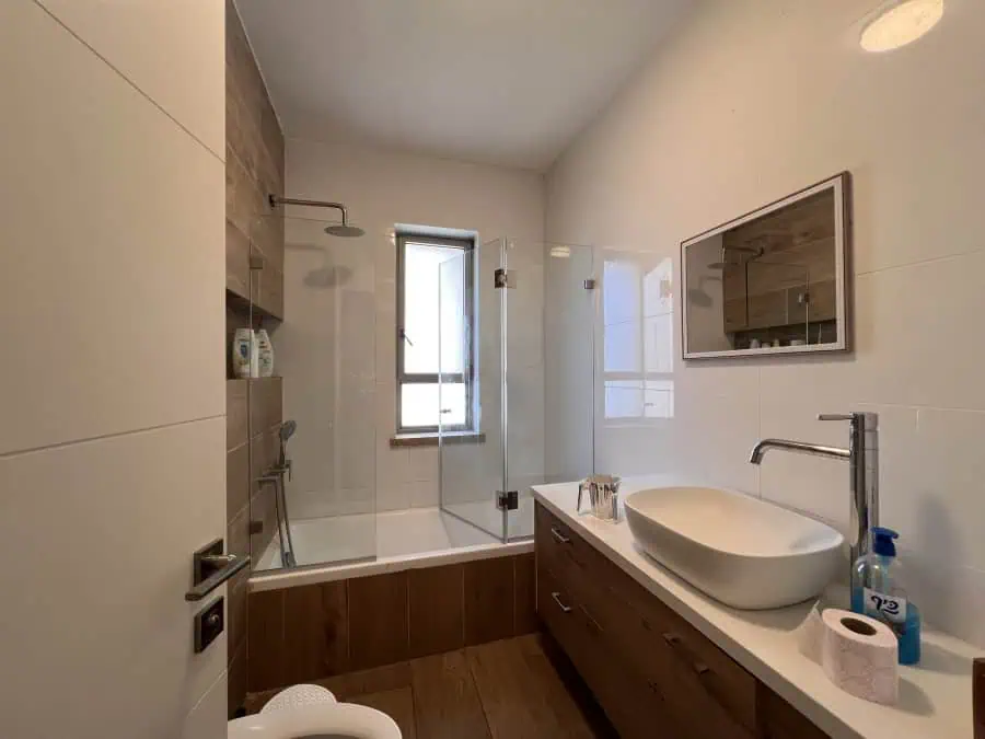 Even Sapit street Nachalat Achim rental 18