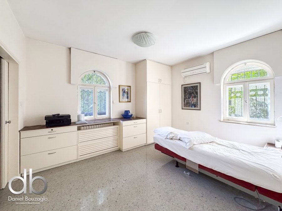 5br in the heart of Talbieh near Inbal hotel