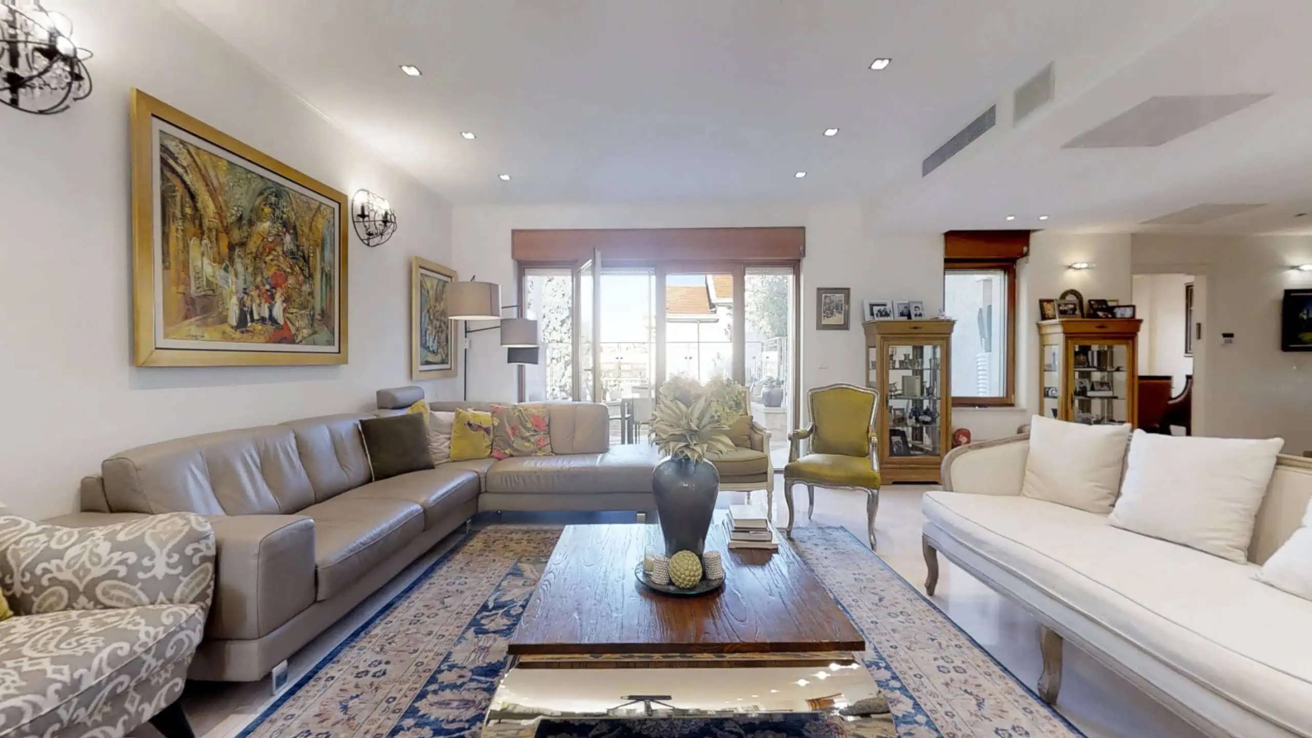 Nahchalat Zadok Penthouse for sale SHaarey Chesed