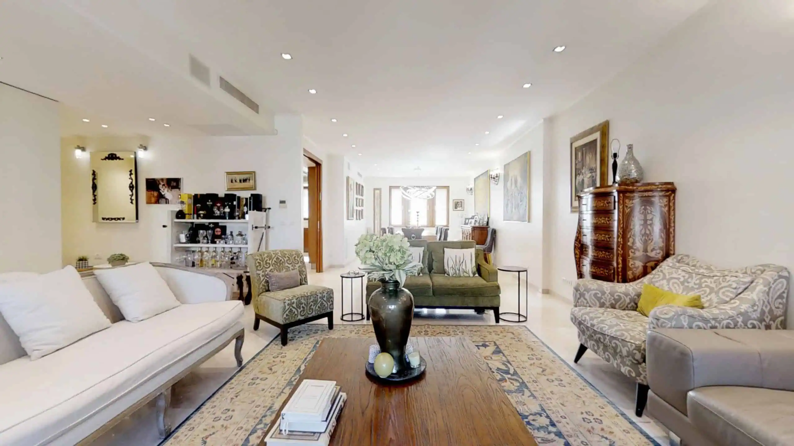 Nahchalat Zadok Penthouse for sale SHaarey Chesed