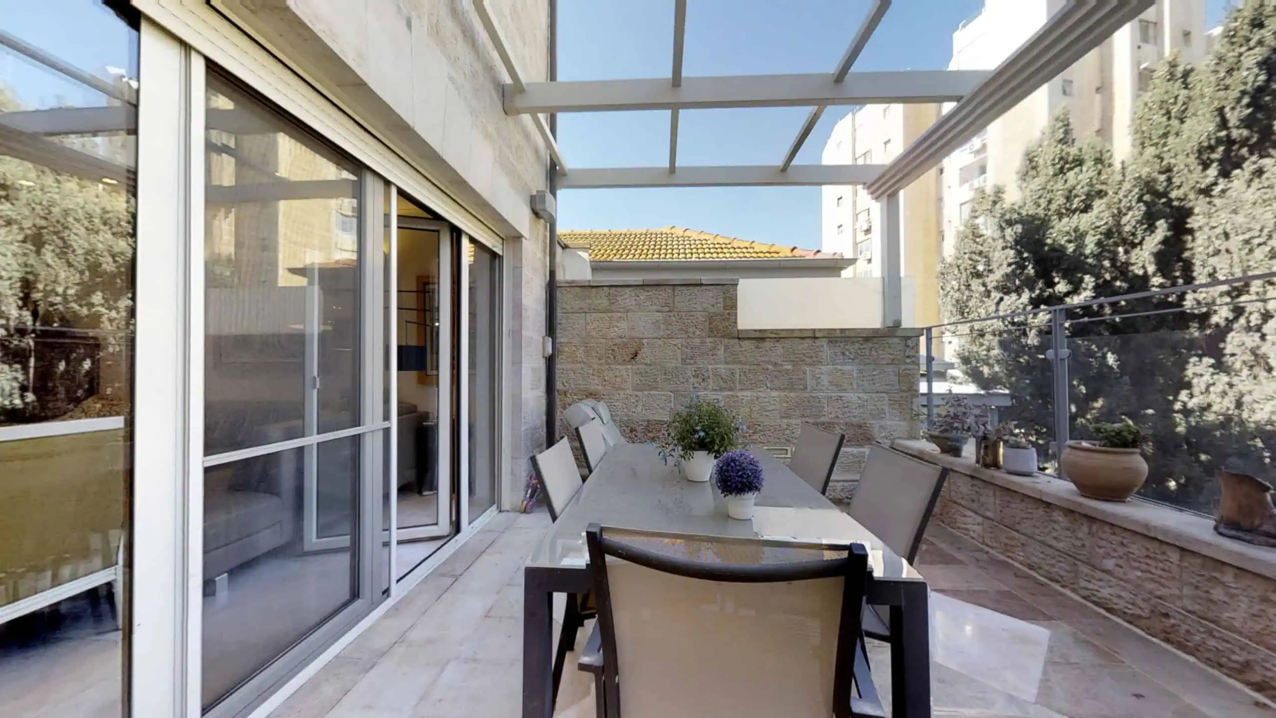Nahchalat Zadok Penthouse for sale SHaarey Chesed