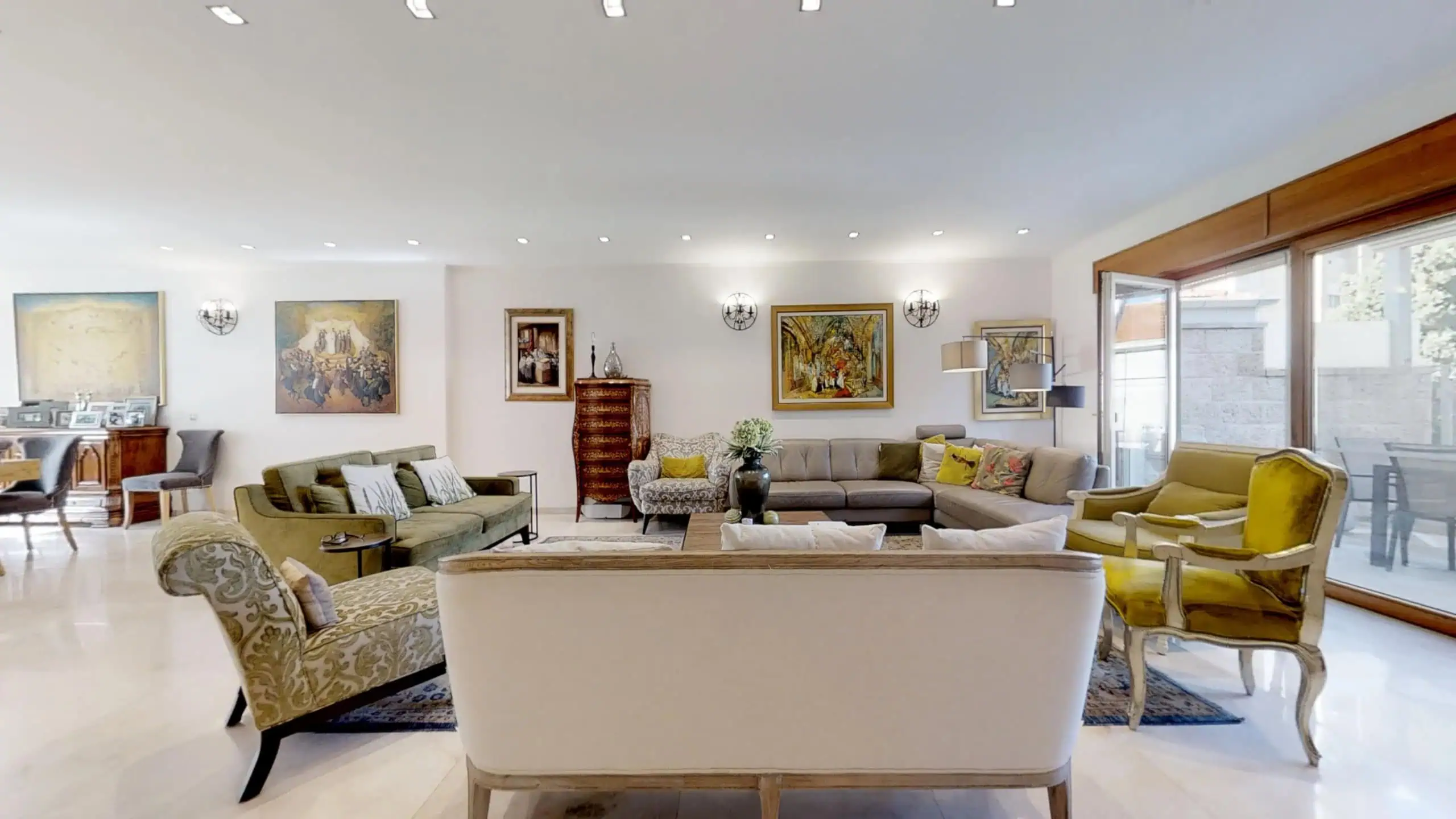 Nahchalat Zadok Penthouse for sale SHaarey Chesed
