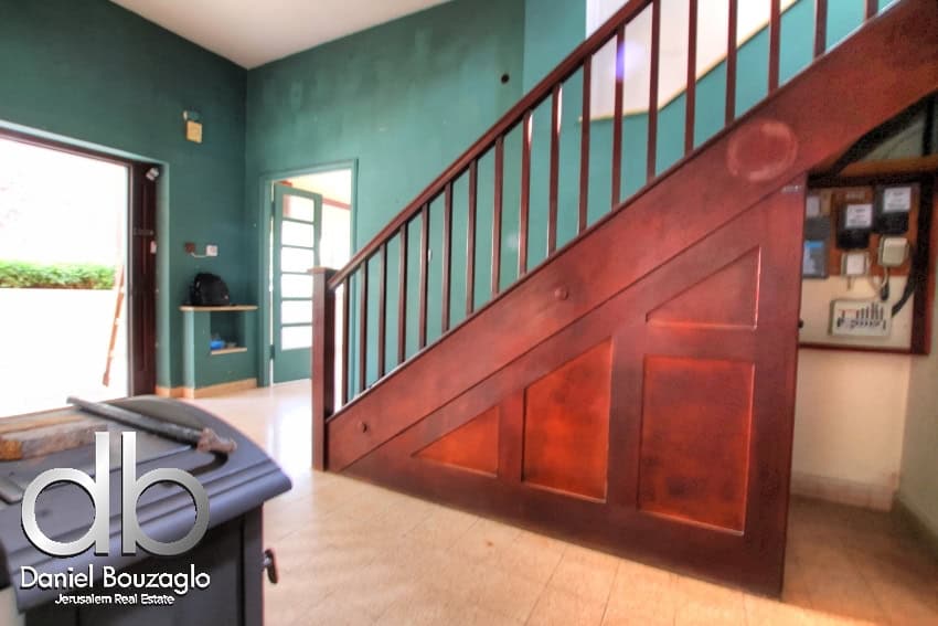 Old.Katamon.private.house.sale
