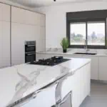 Walter Abeles penthouse Arnona edge baka