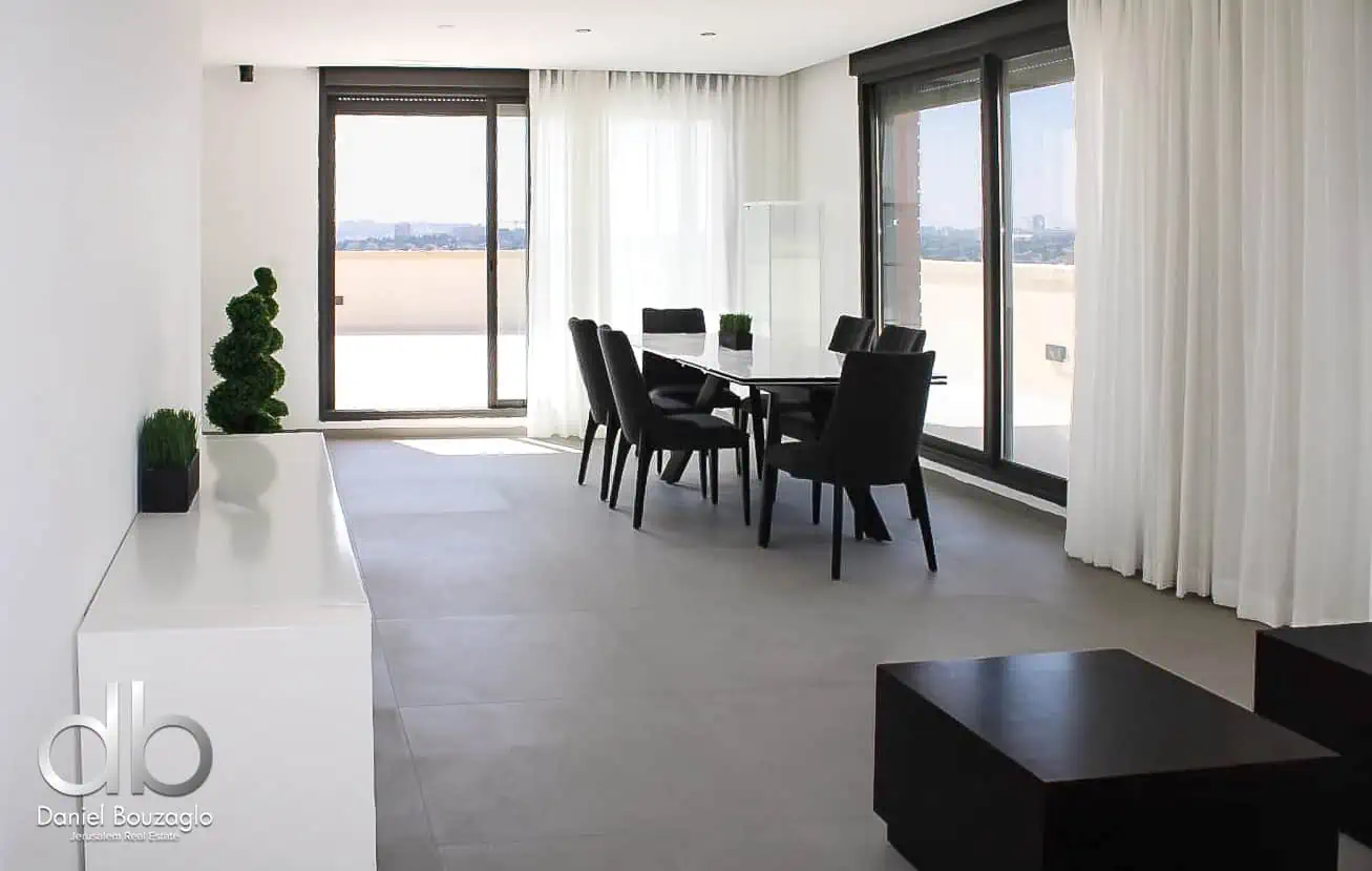 Walter Abeles penthouse Arnona edge baka